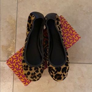 Tory Burch Leopard Haircalf Ballet Flat 10.5